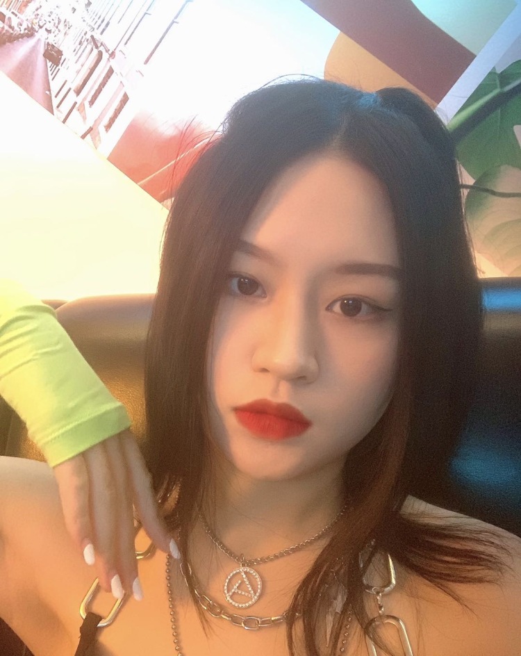 星星-湖南省·长沙市·开福区--本人喜欢拍照+会修图！
接寄拍和买家秀等。
有需要的请找我合作！
我的时间比较充足！