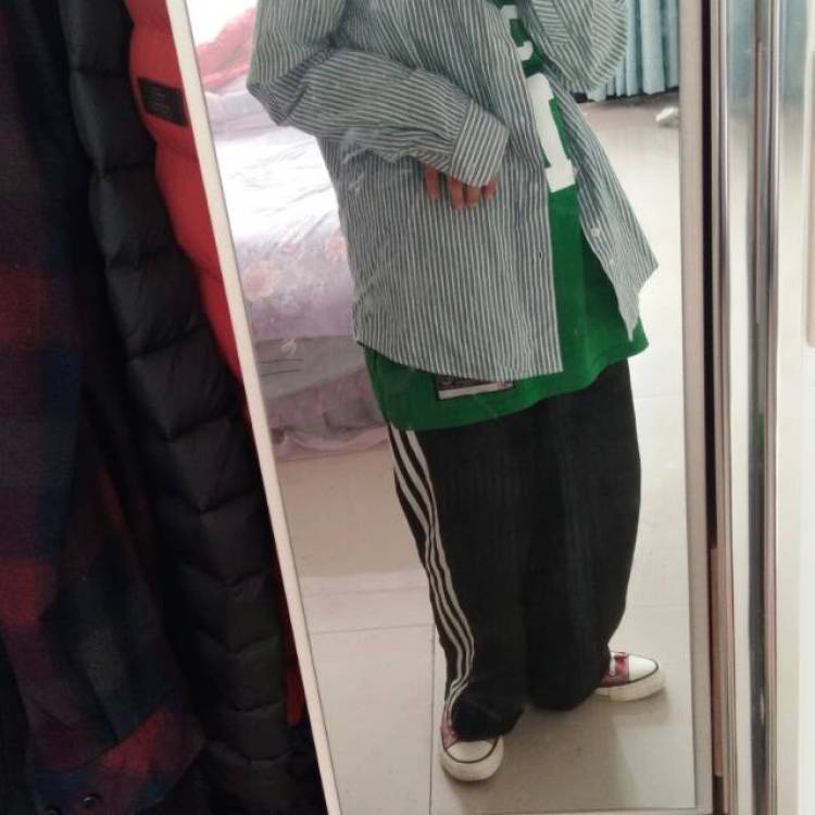 小云-山东省·菏泽市·巨野县-快手-我是一名短视频爱好者可以拍短视频介绍你的物品也可以做网拍寄拍
