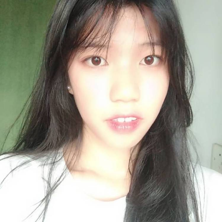 👿 -广东省·广州市·白云区-快手-在校学生一名,希望可以接到衣服的单子,身高173体重113,爱好就是拍照和修图。新人一名希望多多关照