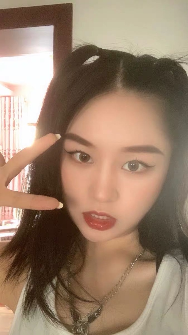 星星-湖南省·长沙市·开福区--什么风格都可以！！！我是任意风格都可以切换！！！请各位老板找我拍买家秀！！！！