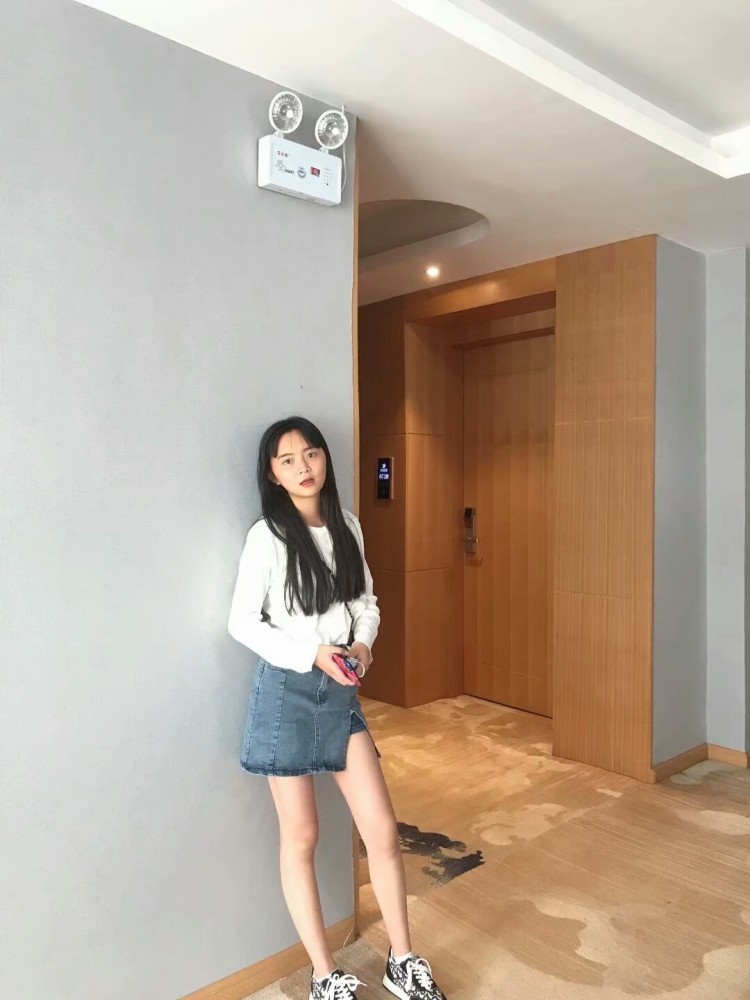 양리은🥕-云南省·曲靖市·麒麟区-丽恩小盆友? -喜欢拍照,会修图,想做网拍,各种风格都可以,不要暴露的,有意的联系