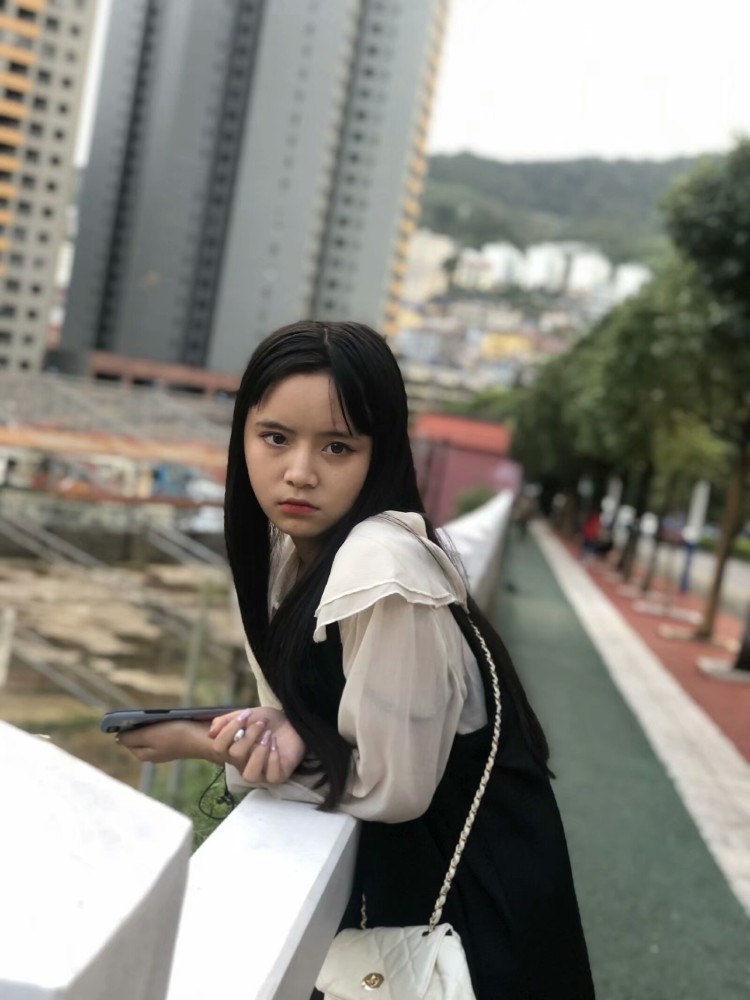 양리은🥕-云南省·曲靖市·麒麟区-丽恩小盆友? -喜欢拍照,会修图,想做网拍,各种风格都可以,不要暴露的,有意的联系