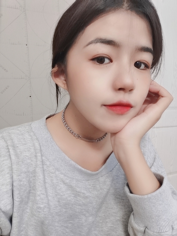 ᝰ.-广东省·东莞市·虎门镇-*** 抖音 知乎 -本人网拍小白一枚,本职是天猫主播运营,身高163,体重108.一般上午时间比较多,擅长修图拍照,可接买家秀,测评什么的,长相甜美……吧,算了也不算甜美,各种风格都可
