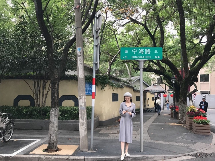 Ruby-广东省·深圳市·南山区-***-接深圳探店打卡、买家秀、产品拍摄。***粉丝数8K多,也可做产品,店铺推广。
