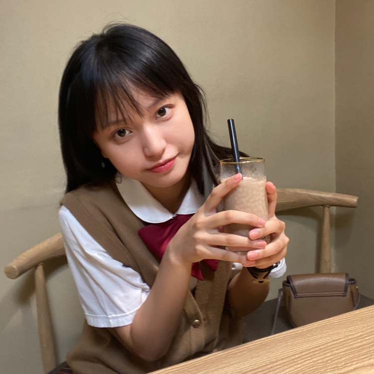 岛屿日记-山东省·烟台市·龙口市-微博 抖音-目前在校大一学生,接寄拍,平时喜欢拍照,出图迅速,有舞蹈特长。