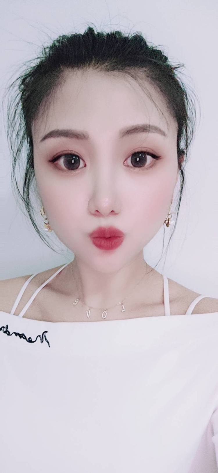 Mi Manchi-山西省·晋中市·太谷区--可以买家秀,开箱测评,直播带货,试吃小零食,网拍等,有颜值有身高,非诚勿扰谢谢!