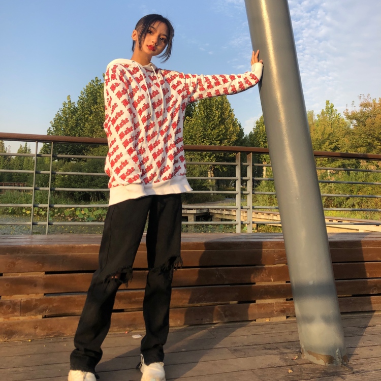 仙女妮妮-河南省·郑州市·中原区-快手 抖音-买家秀 校园推广
你活泼且耀眼的模样 , 才是青春里最美好的色彩