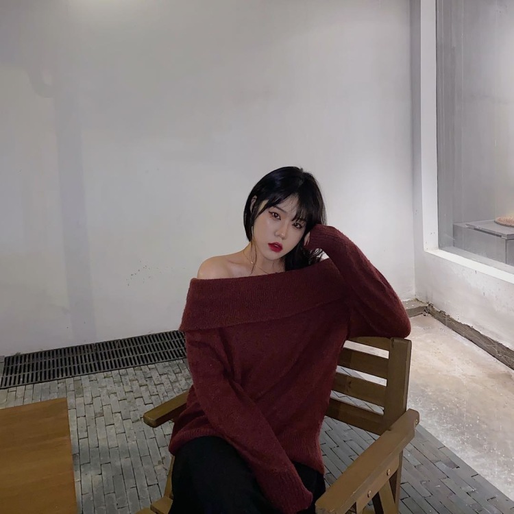 x_xuan-江苏省·常州市·武进区-抖音 微博 ***-喜欢拍照和化妆 可买家秀、网拍、首饰摆拍、支持寄拍、衣服、包包、帽子、口红、鞋子、项链在线接单