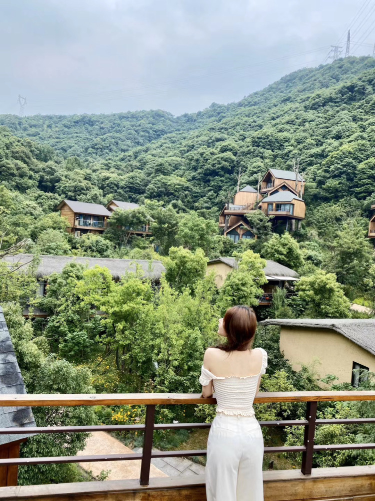 sherry💜-吉林省·长春市·南关区-抖音 *** 快手-接 寄拍接买家秀 p图熟练速度有一定审美
性感泳衣不接 其他可以驾驭多种风格