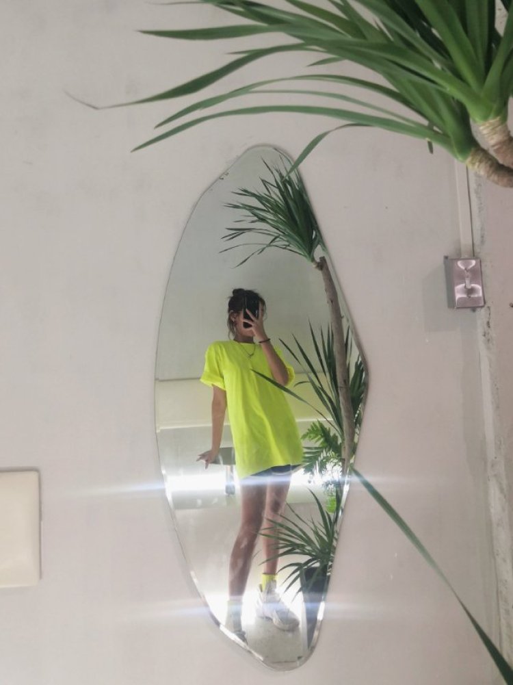 Hh-广东省·湛江市·赤坎区-抖音***快手大众点评最右-喜欢拍照,认真学习穿搭技巧,驾驭风格能力强。***探店推荐,想发展服装测评方面。