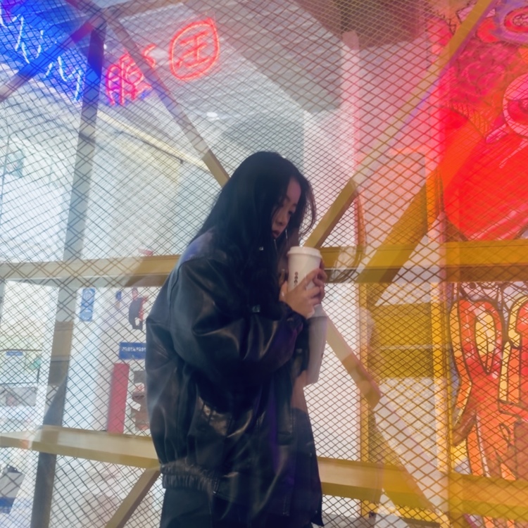 白鸽-河南省·南阳市·卧龙区-抖音,微博-接网拍照片,寄拍,送拍都可,165cm,46kg,不接受垫付