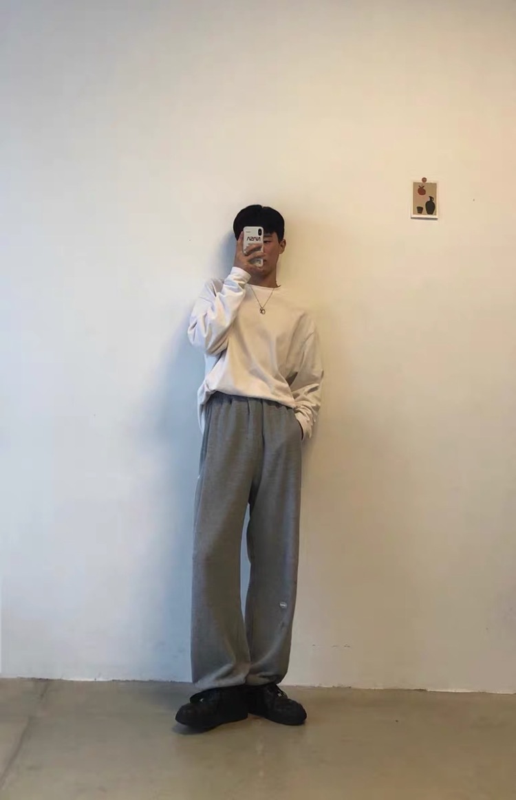 江同学-浙江省·杭州市·下城区--可寄拍、拍买家秀、衣服都可以的如有想要的可以联系我,本人都可以接的✨✨
