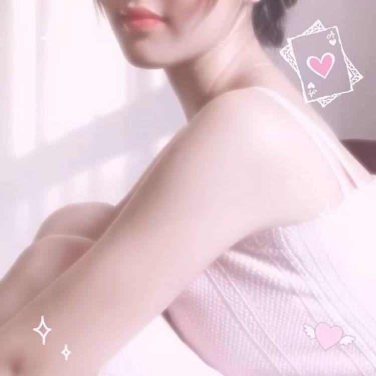 琦女神-广西壮族自治区·梧州市·长洲区-抖音，微博，头条，快手，***-喜欢唱歌，跳舞，拍照，画画。擅长唱歌，跳舞，画画，模特，拍照。主播直播带货，短视频带货，买家秀，店铺代播，产品开箱评测，商业演出，平面模特兼职，校园推广