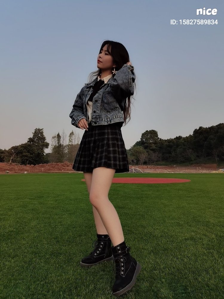 Miss  zz-湖北省·武汉市·江夏区--平时喜欢拍拍照，可以接买家秀，如果有其他形式的工作，我能够胜任的话，也是愿意去尝试的