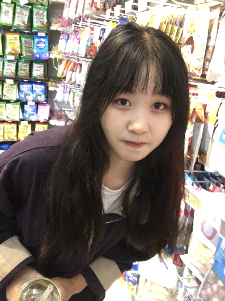 爱我中华-安徽省·阜阳市·颍上县--我擅长拍照 ps 样貌端正 喜欢搭配
身高164cm 体重49kg(减肥进行中_)
接买家秀 寄拍 文案种草 带货等等