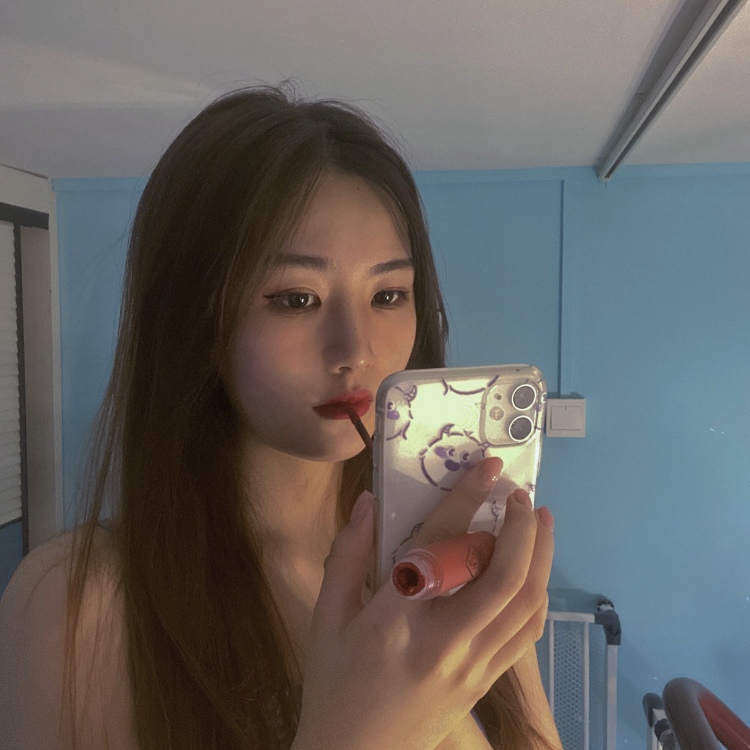 鹿鹿-广东省·广州市·白云区--喜欢美妆 喜欢护肤,对彩妆、护肤有一定的了解,对化妆有一定的技巧,会拍照会p图会排版,有需要寄拍的可联系我!!