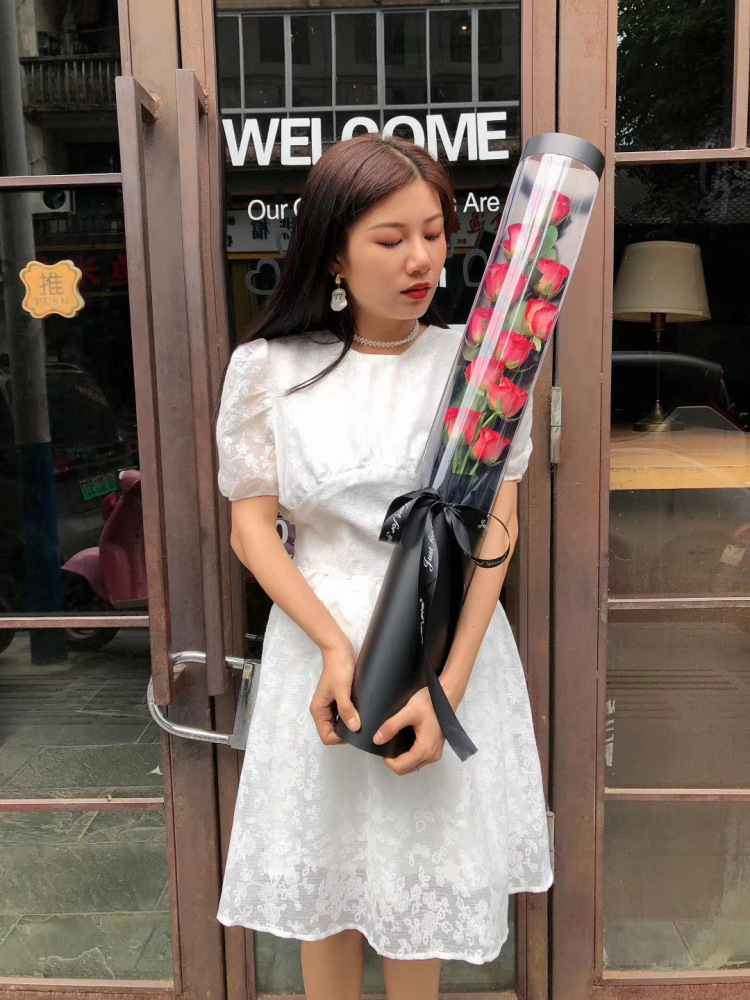三🐶ིྀ妮妮-广西壮族自治区·柳州市·城中区-***-承接各平台买家秀。
本人平时在所在城市接一些女装店的模特拍照工作,在买家秀方面比较有经验,能更好的展现服饰的美丽!