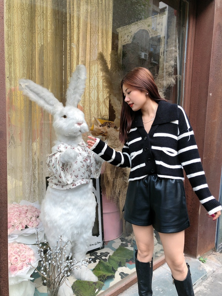 三🐶ིྀ妮妮-广西壮族自治区·柳州市·城中区-***-承接各平台买家秀。
本人平时在所在城市接一些女装店的模特拍照工作,在买家秀方面比较有经验,能更好的展现服饰的美丽!