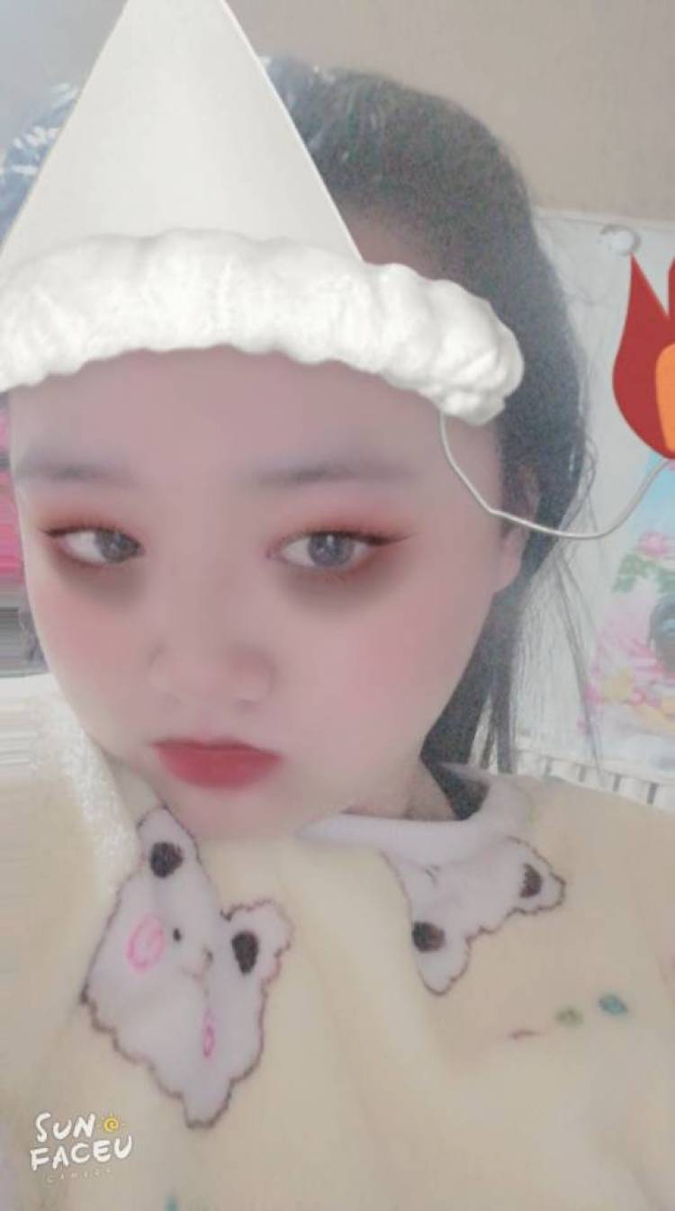 梦梦-天津市·天津市·静海区--我平常喜欢慢跑打打羽毛球偶尔和朋友一起出去聚餐现在想利用空余的时间做个兼职
