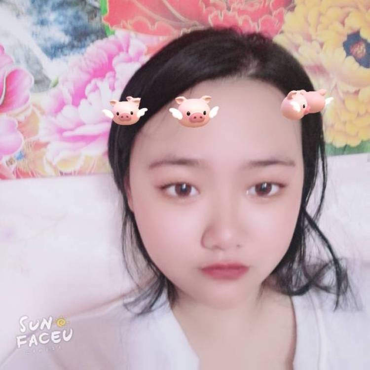 梦梦-天津市·天津市·静海区--我平常喜欢慢跑打打羽毛球偶尔和朋友一起出去聚餐现在想利用空余的时间做个兼职