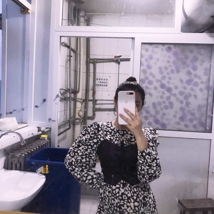 一只小张--天津市·天津市·东丽区--接寄拍,有快手平台 600多粉丝
本人性格活泼开朗,做事认真负责
耐心沟通,按照卖家产品风格
返图返到满意为止
不是宝妈