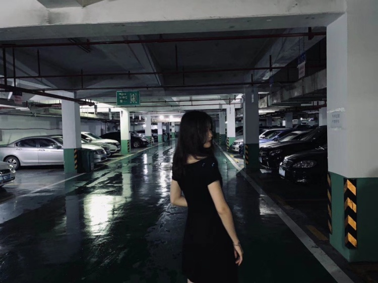 差点心动了-广东省·东莞市·谢岗镇-快手-身高168体重104,性格活泼,喜欢尝试不同的风格,之前是做幼师的现在在做文员,只要佣金不是特别低我都可以接受的呦