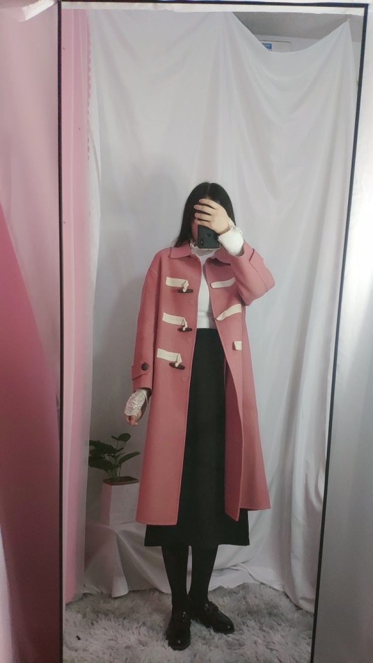 蓉儿真实测评💕-陕西省·西安市·雁塔区-抖音,快手-快手抖音服装测评种草类主播,粉丝2.1W,99.6%女性用户,年龄13-30岁之间。可合作店铺引流,服装推广以及化妆品推广带货等。视频详细介绍服装设计面料等细节及上身效果,最大化展示服装优点,可做产品