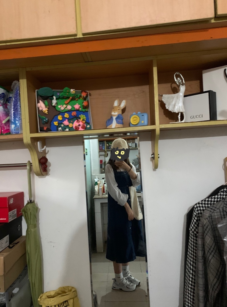 小野-山东省·菏泽市·牡丹区-微博 抖音 ***-身高162 体重94斤 🦶37码
艺术学院大三在读 时间充足 审美在线 擅长化妆修图 穿衣风格多样
可接服装美妆鞋包单噢