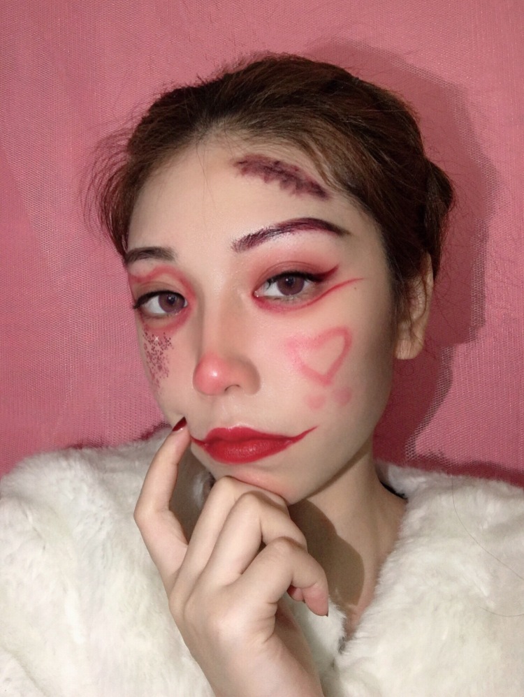 F-F-广西壮族自治区·南宁市·青秀区-抖音-可以拍服装或者化妆品等,身高:158体重:80,个人觉得p图技术很ok,能驾驭所有风格。声明:本人是学生,一般只有周末才有时间,着急的单子不接哦!