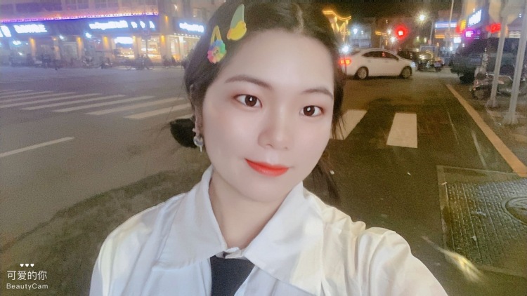 万物期待-江苏省·宿迁市·泗洪县-抖音,***,微博-我做一点零花钱,让自己生活更充裕一点,喜欢拍照,会一点的修图,可以开箱,