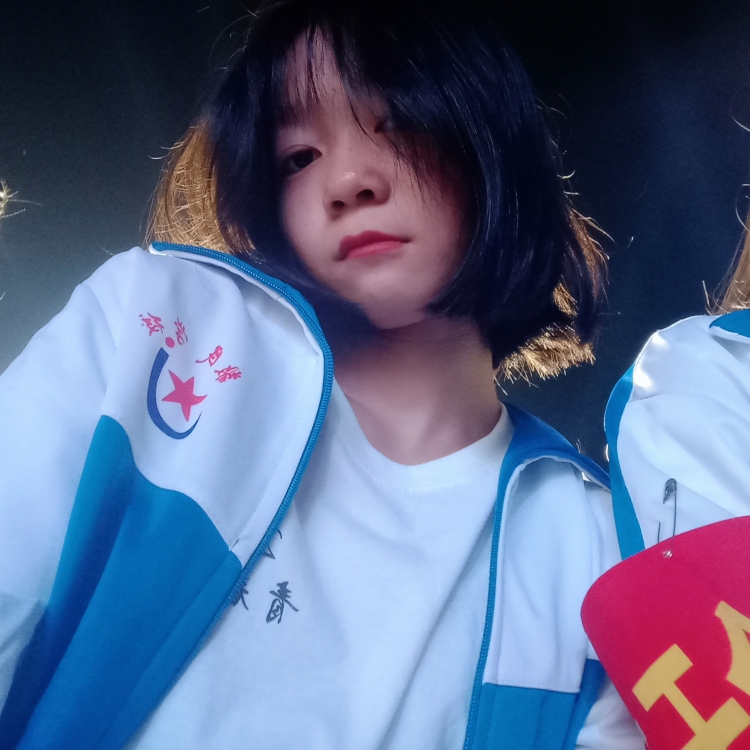 12-广西壮族自治区·玉林市·玉州区-快手，抖音，***-我04女孩。身高150，体重80。十二月份年底就16岁，现是读职一在校生。我的兴趣爱好广泛，如唱歌，跳舞，拍照，有空的时候会做点心等等。平常我一天到晚除了在上课跟其他情况，差不多其他时间都会有空。