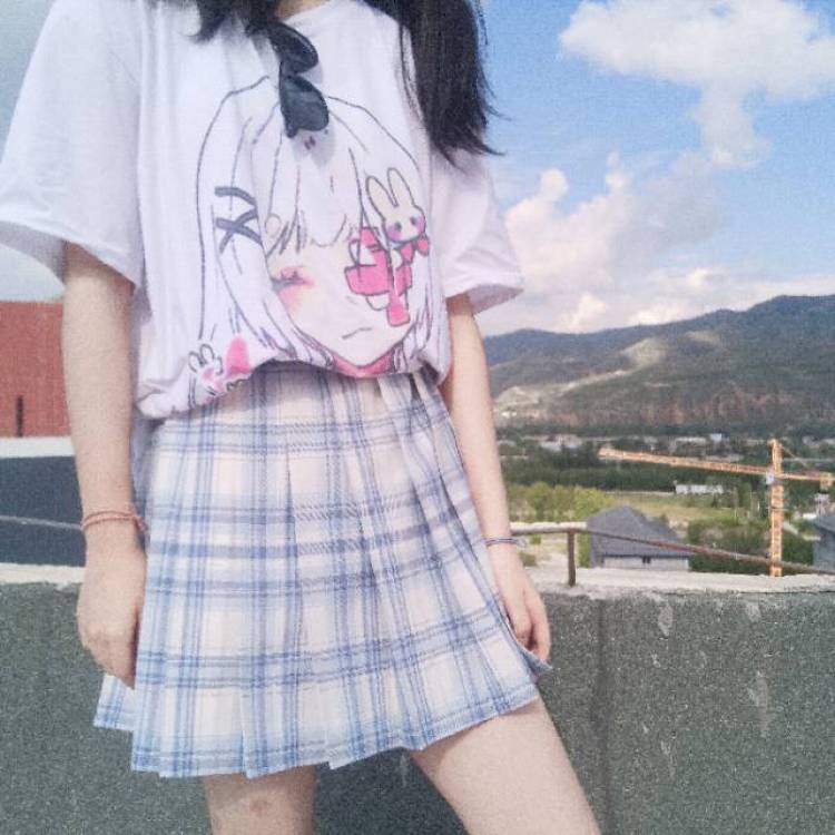 迷离-青海省·西宁市·城北区--会拍照p图 jk 汉服 Lolita都可 什么风格都可详谈滴 接网拍 想接单