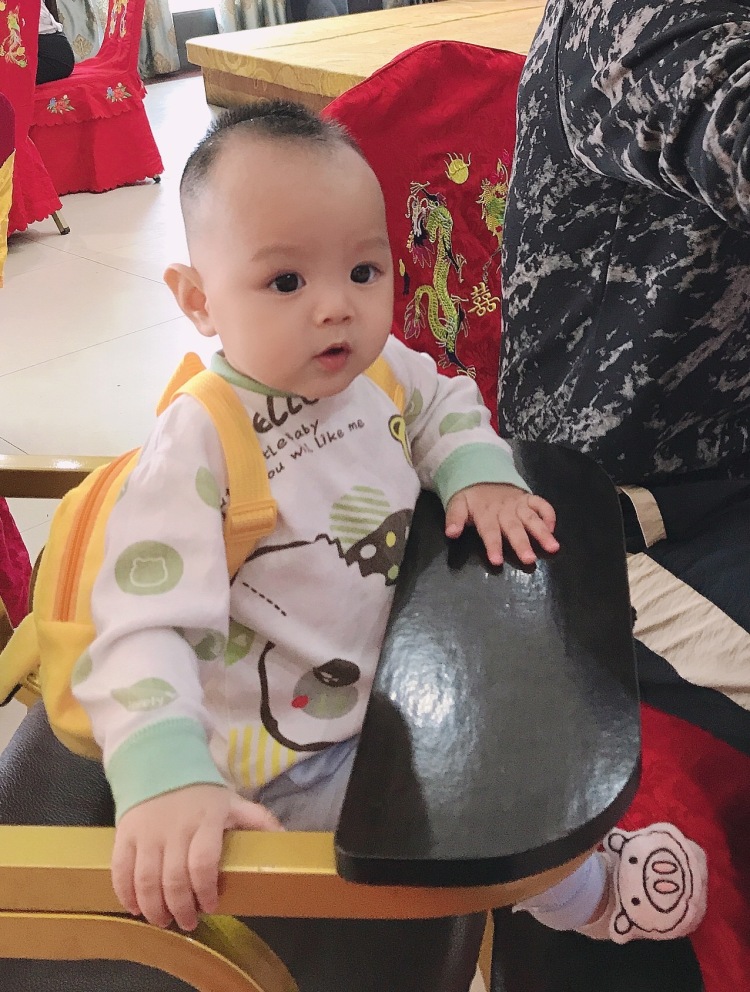 粒粒橙💛-广东省·中山市·三角镇-抖音-喜欢给宝宝拍照记录成长,接寄拍,全职宝妈,有空余时间可接单,