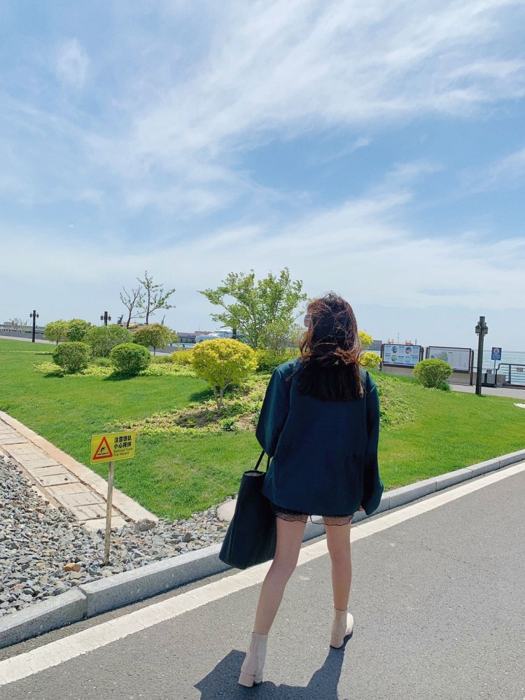 牙牙仔子-河北省·沧州市·黄骅市-*** 微博-身高165体重44送拍 寄拍 瞳模 会p图 iPhone XR、相机出图,***、微博推广都可