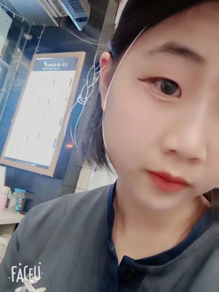小熊🐻-福建省·南平市·浦城县-快手-接单网拍宝妈想赚点零花钱看上的可以找我哦 哈哈哈 只要不是漏的都接哟身高165