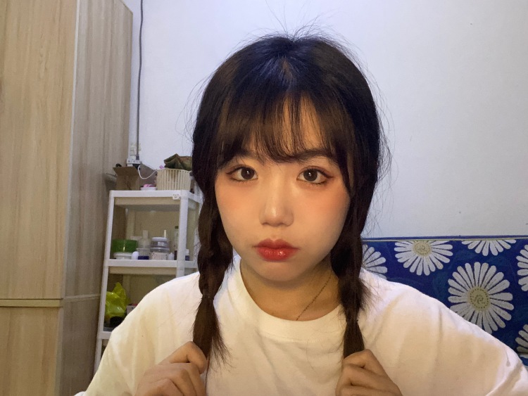 ㅤSarah-陕西省·西安市·雁塔区--接淘宝买家秀（jk、Lolita、各类服饰 饰品都可）+***开箱测评、照片、视频推广产品+化妆品彩妆护肤品淘宝买家秀+***推广