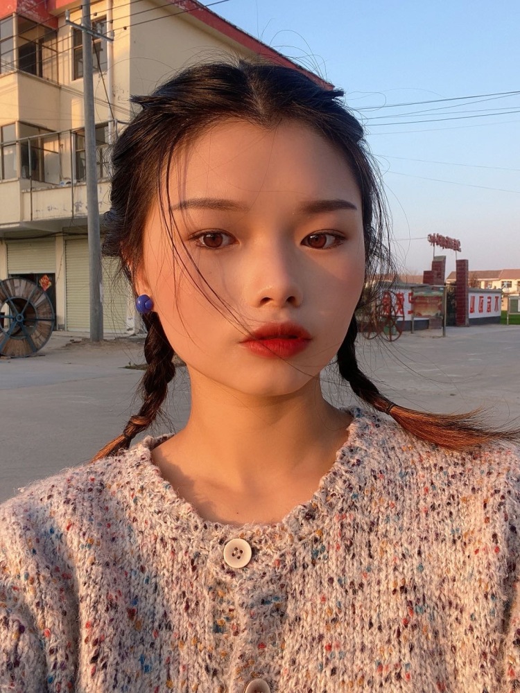 初九-河南省·商丘市·虞城县-抖音 快手 *** 微博-接寄拍送拍买家秀 163cm94斤可以多次拍摄 愿意尝试多种风格