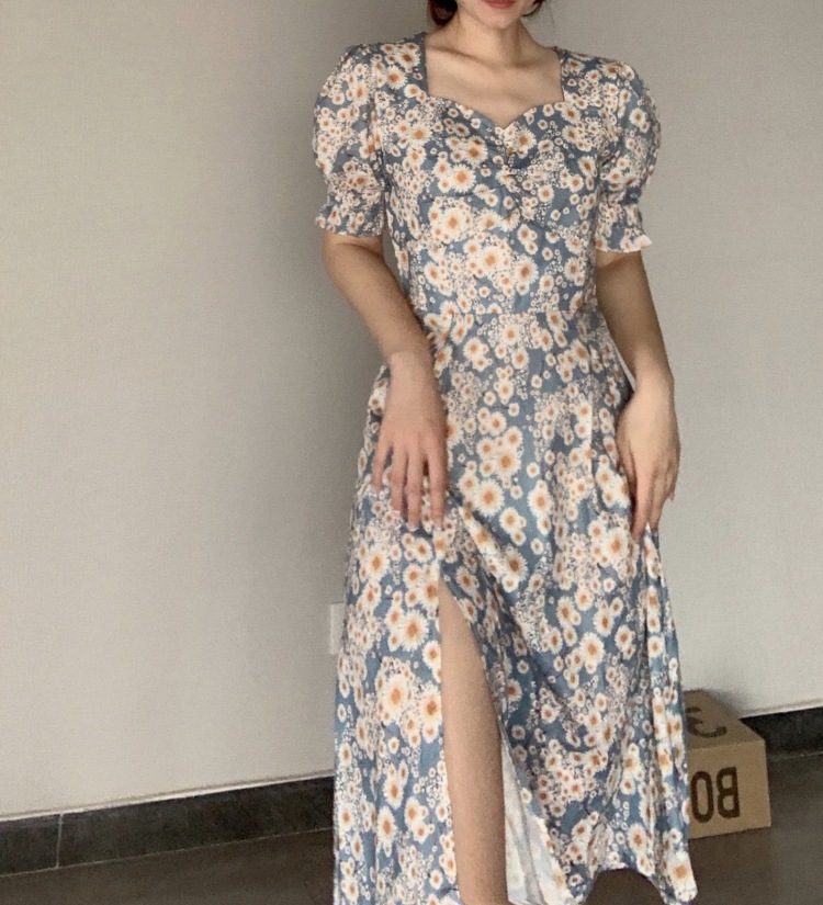 醒醒-河北省·邯郸市·峰峰矿区-*** 微博-特长 拍照。兴趣爱好 旅行打球唱歌。接买家秀 开箱视频vlog 探店等。费用无所谓主要喜欢穿喜欢拍,完全兴趣使然。风格驾驭没问题~身高170体重58kg