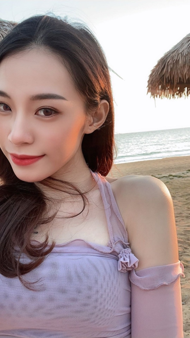 99-海南省·海口市·龙华区-99-1.17-买家秀模特 性感风 温柔风都🉑️ 做事认真负责 不敷衍 出图快 看上的老板考虑考虑我呀~