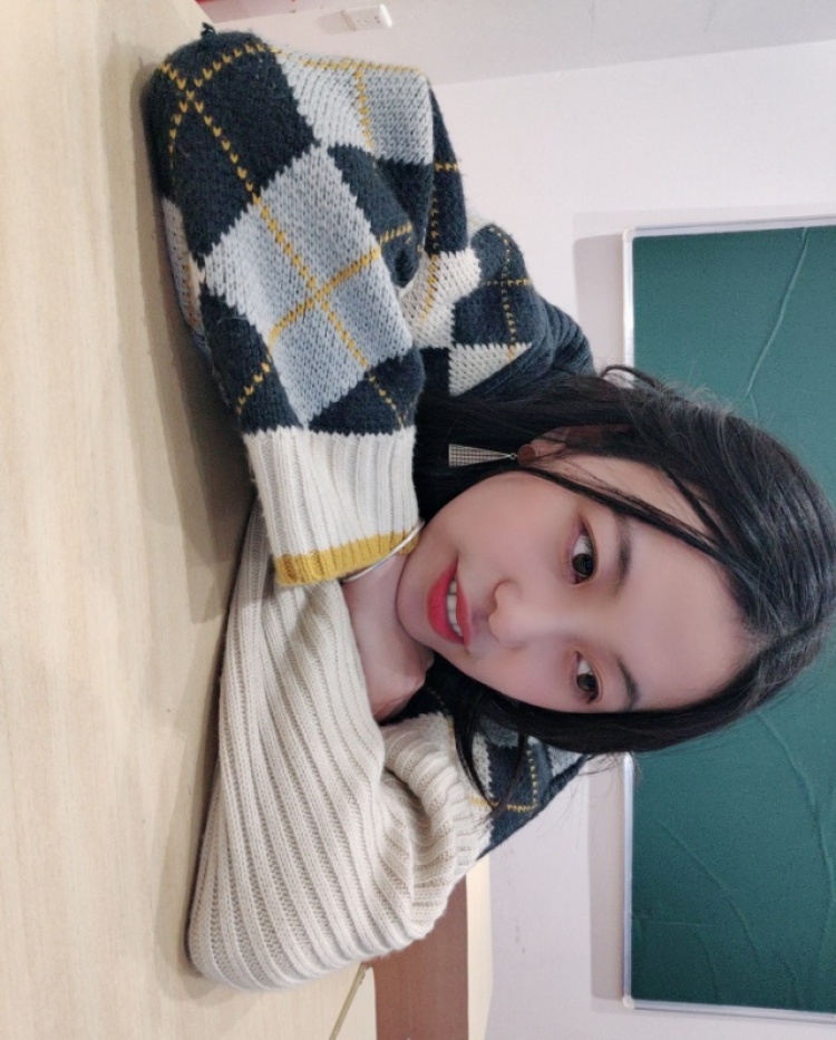 水怪-辽宁省·沈阳市·铁西区-***-23岁，身高167 体重106  爱拍照，会p图，会剪辑，可以寄拍网拍，开箱测评，脾气好～