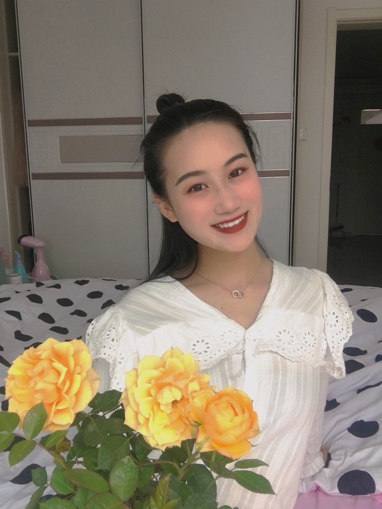 小榴莲-江苏省·徐州市·睢宁县--身高160,体重95斤的97年小姐姐,可接网拍、带直播等项目哦,需要的可以私戳我哦!