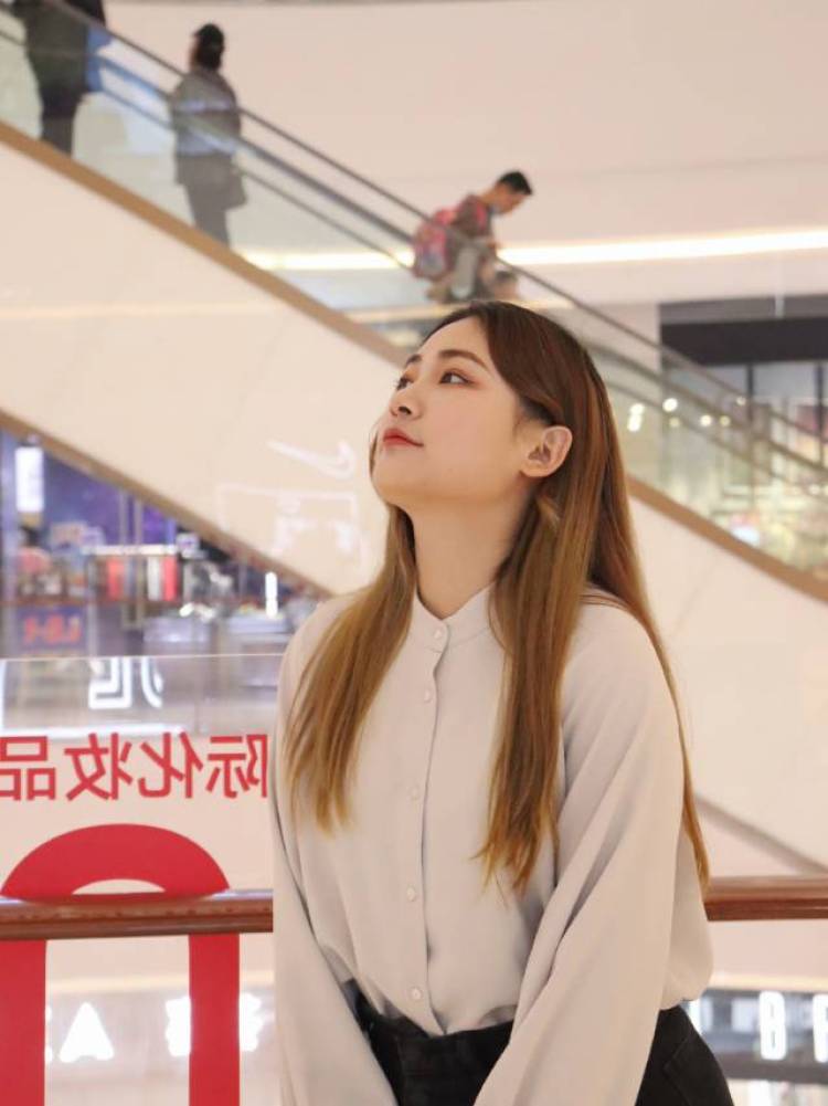 米粒🐰-河南省·郑州市·惠济区-微博-可以开箱测评，可以图文直拍，相机出图📷 快，人美事儿少，配合度高，微博可以合作