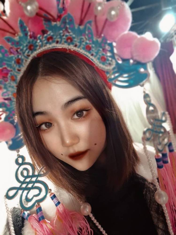 安宁-河南省·许昌市·魏都区--网拍，寄拍，约拍，有化妆拍摄经验，时间比较自由，声音甜美，声音主播也可