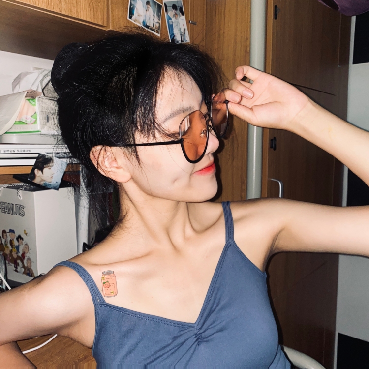 Wuuu_品玉©-福建省·厦门市·集美区--本人舞蹈专业院校在校生
喜欢拍照，分享生活
网红店探店打卡、商业演出、平面模特兼职、寄拍均可
期待我们的合作哦～