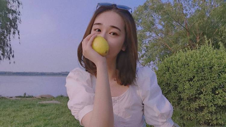 单单-山东省·潍坊市·奎文区-抖音 微博 ***-特长:摆拍,绘画。
爱好:拍照,看书。
服务范围:买家秀,短视频带货,开箱测评,平面模特拍摄