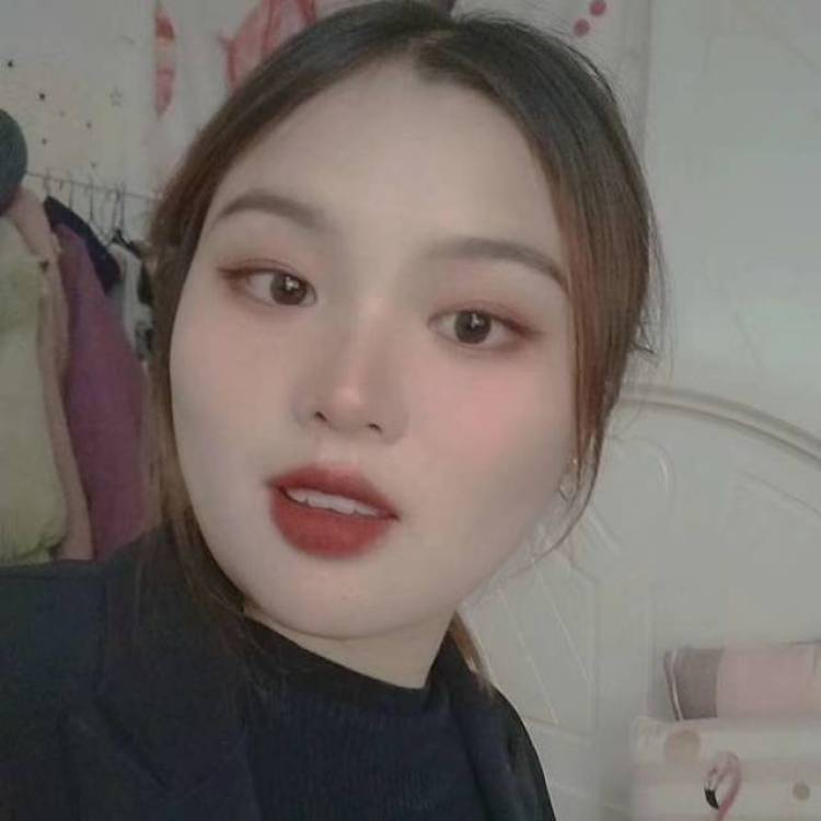 柚子Yoki-贵州省·黔东南苗族侗族自治州·黎平县-***,抖音-本人热爱制作手工,如项链,耳饰等,对美妆服装方面很感兴趣,现全职宝妈一枚