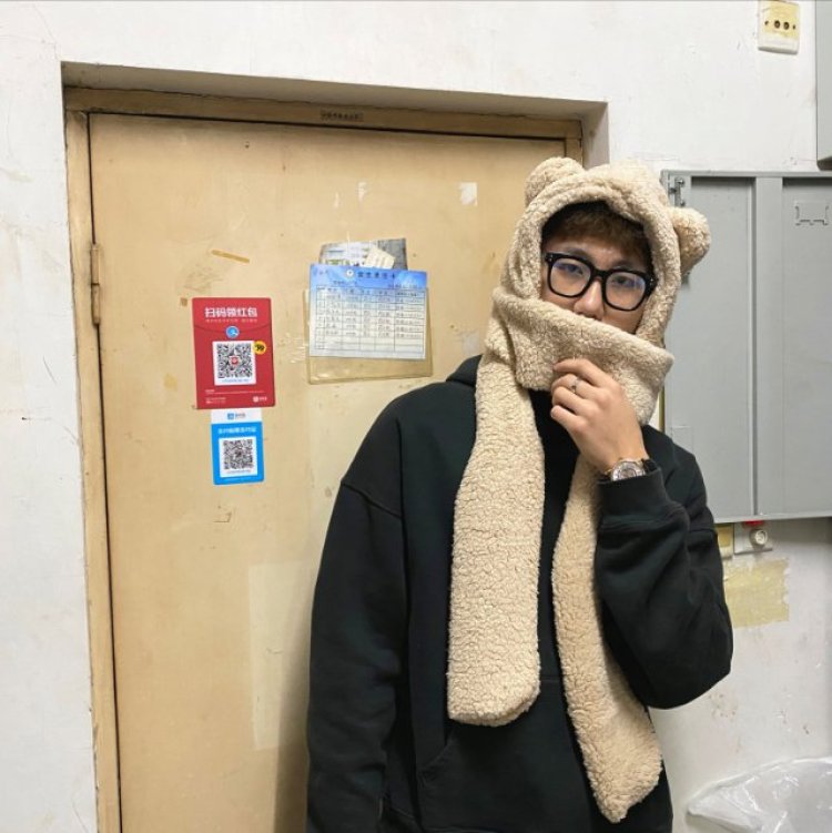 Sol健-山东省·济南市·长清区--网拍模特，抖音1200粉丝，想接网拍的单子，有意者私聊我，价格可谈，可长期合作