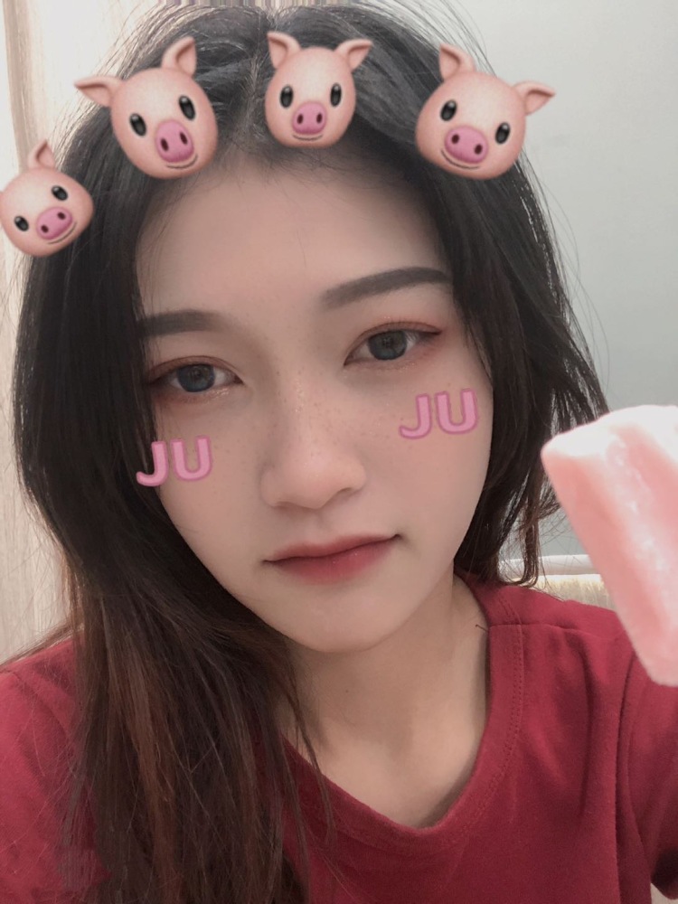 NanYan呀-广东省·揭阳市·普宁市-抖音快手微博***-喜欢拍照 接买家秀及饰品项链一类
身高160 体重80