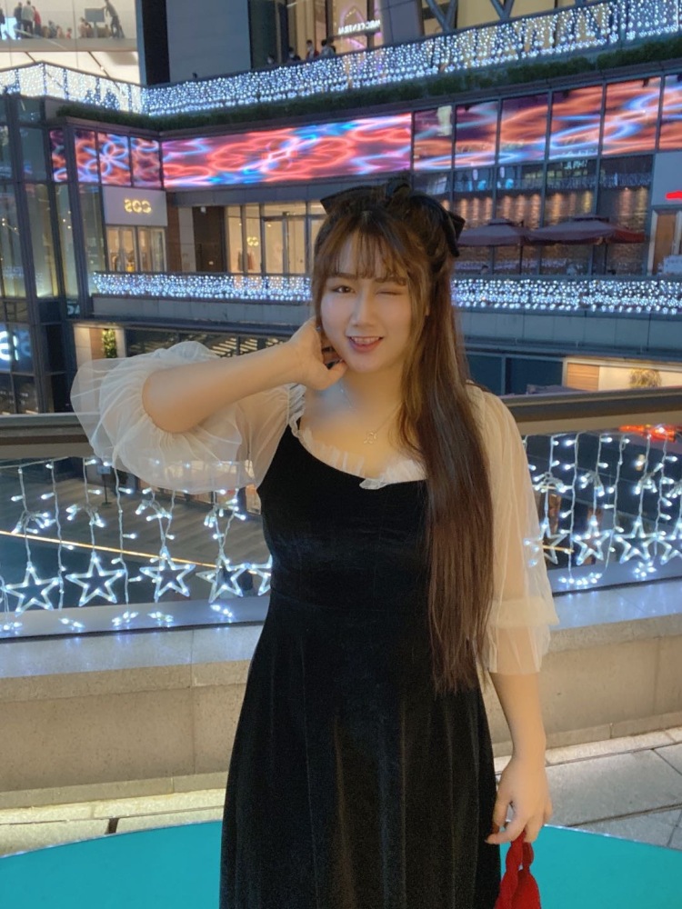 梦妮😘-广东省·广州市·天河区--大家好，我叫梦妮。然后我之前做过娱乐主播，现在想转行做大码女装模特也想做探店。想往自媒体那个方向走，然后我本人性格开朗的特别能说会道，勤奋肯学。可以驾驭各种风格。