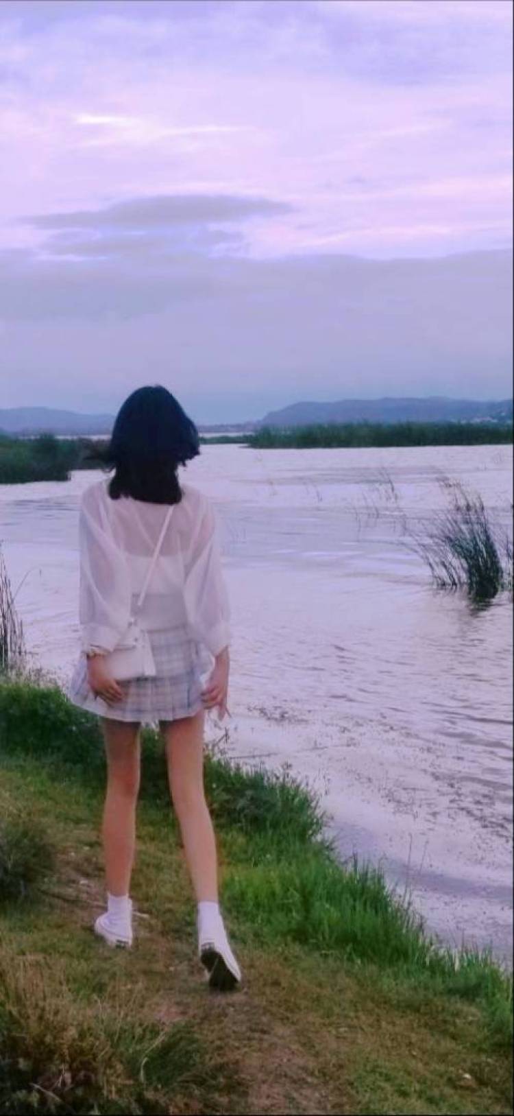 木木-贵州省·贵阳市·乌当区-抖音 快手-特长 跳舞 唱歌 绘画
之前出去表演过舞蹈,同时在学校也参加活动 当过礼仪小姐